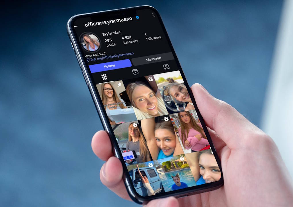 Skylar Mae, the naked OnlyFans model